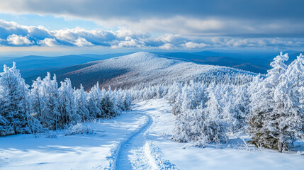 Obraz premium Winter landscape adventure snow-covered mountains scenic view natural beauty wide angle tranquil serenity
