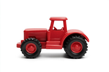Obraz premium Isolated retro red tractor with clipping path on white background