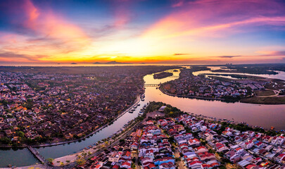 Sunrise Over Hoi An Old Quarter – Peaceful Streets and Lanterns