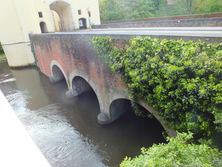 Le pont à 3 ouvertures