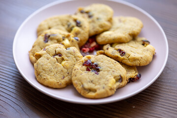 blueberry white chocolate chip cookies plate