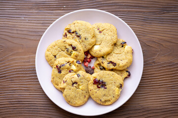 blueberry white chocolate chip cookies plate