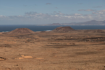Montaña Blanca y Lomo Blanco, paisaje volcánico del norte de Fuerteventura