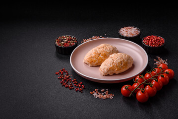 Steamed fish or chicken cutlets or meatballs with salt and spices. Fish cutlets