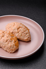 Steamed fish or chicken cutlets or meatballs with salt and spices. Fish cutlets