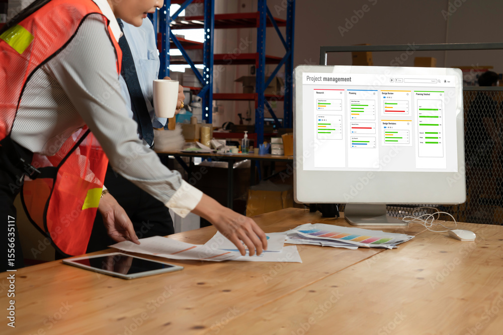 Poster project planning software for modish business project management on the computer screen showing time