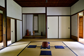 和風建築の居間