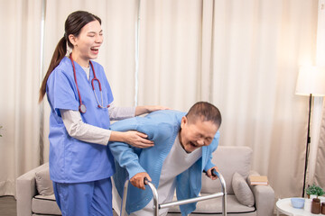 Obraz premium Young nurse assisting senior woman in walking with a walker, demonstrating caregiving, encouragement, and physical rehabilitation at home, healthcare, caregiver, medical, hospitality, recover.