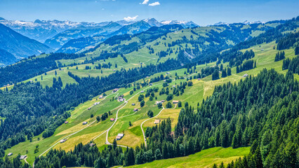 Jaunpass, Schweiz, Luftaufnahme, Juni 2025