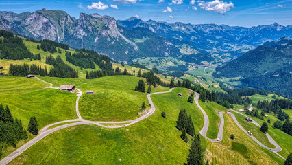 Jaunpass, Schweiz, Luftaufnahme, Juni 2025