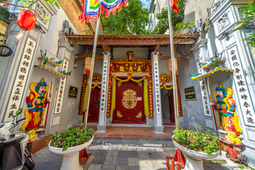 Dinh Dong Thanh Communal House, historical and cultural relic at old quarter.