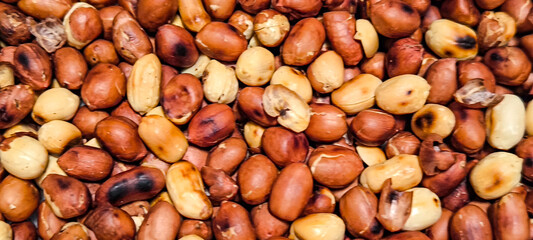 Roasted peanuts with heat.  Add flavor to food.
