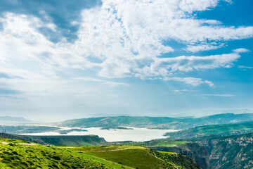 Obraz premium Magnificent view of the Chirkey reservoir in the mountains of the North Caucasus of Dagestan. Russia