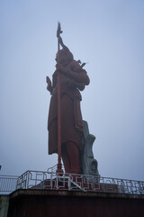 die großen Hindu-Statuen von Mauritius