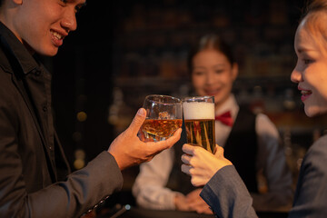  Couples celebrate birthday parties and holidays, happy life at night at nightclub