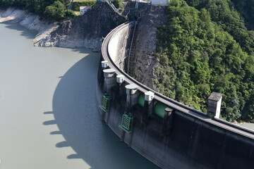 小渋ダム