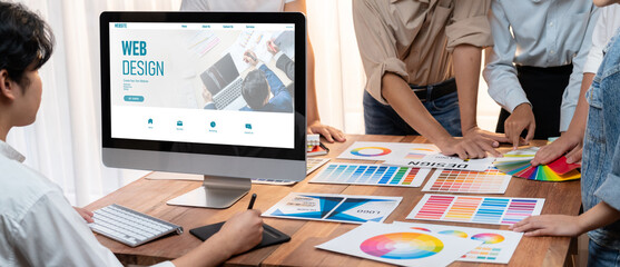 Website design software provide brisk template for online retail business and e-commerce