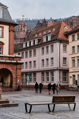Historische Gebaeude und Strassen in Heidelberg