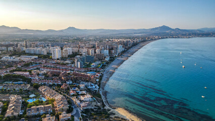 Panorámica Aérea de Playa de San Juan Playa desde el Cabo de Huertas de Alicante