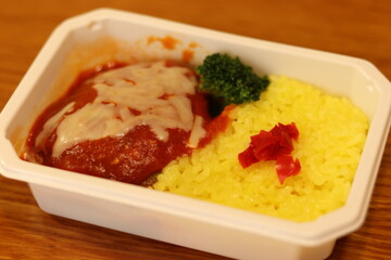 ハンバーグ弁当