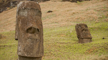 easter island stone statues