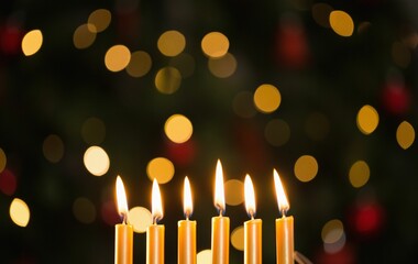 Obraz premium Candles burning during Christmas