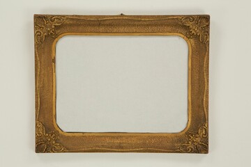 Photo frame outline, Close-up