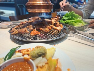 grilled pork ribs with vegetables