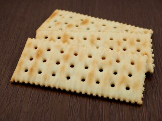 바삭하고 담백한 크래커, 음식