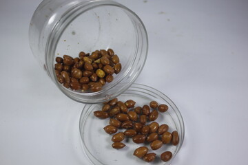 peanuts that have been fried and are ready to eat