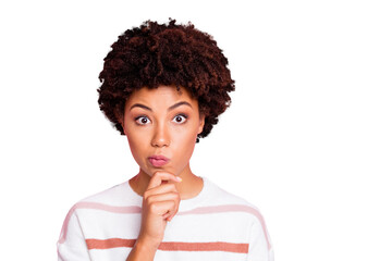 Photo of amazed misunderstanding cute funny black woman touching her chin lost deeply in thoughts...