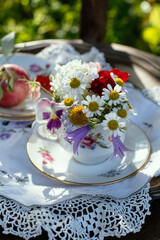 wedding table setting with flowers