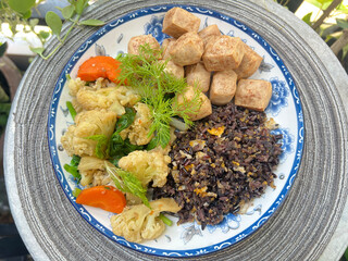 Baked tofu with Stir fired vegetable and stir-fired egg mixed brown rice