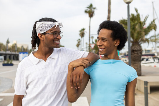 Queer couple enjoying a summer day together
