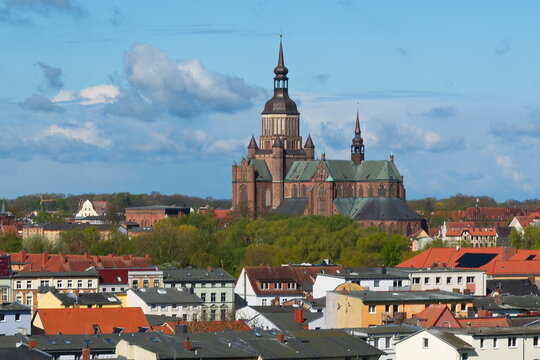 St.-Marien-Kirche, auch Marienkirche genannt in Stralsund