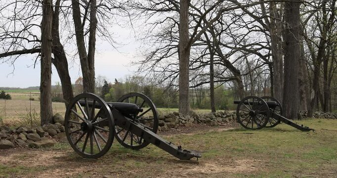 Gettysburg civil war Pennsylvania cannon on battlefield. Battle of Gettysburg, from July 1 to July 3, 1863. 51,000 soldiers killed, wounded, or missing. memorial to the soldiers who fought and died.