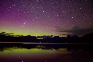 Fototapeta premium Glacier National Park night landscape with Aurora 
