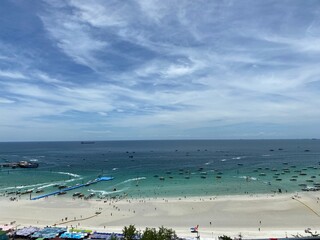 Fototapeta premium view of the beach