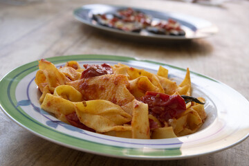 authentic italian comfort food tagliatelle with fresh tomatoes