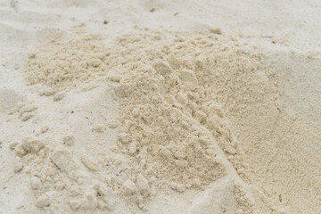 texture of dry and damp sand