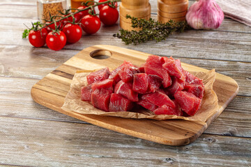 Raw beef cubes for cooking