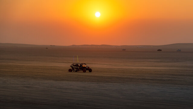 Dune Bashing in Qatar Sealine Desert