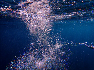 BUBBLING WATER BACKGROUND, SPARKLING AQUA STREM BACKDROP, UNDERWATER BUBBLES, air bubbles...