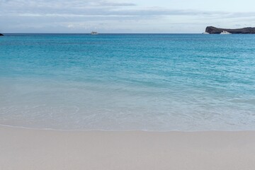Sandy beach at Gardner Bay on Espanola Island, Galapagos National park, Ecuador.