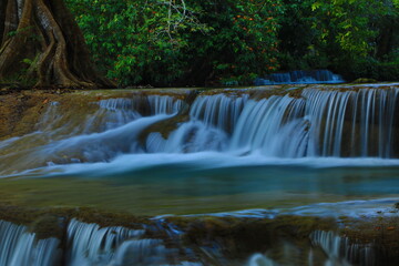 Namtok Chet Sao Noi or Chet Sao Noi waterfall,
the famous tourist attraction of Saraburi is a 7-tiered waterfall that is clean and shady with various large and small trees. THAILAND