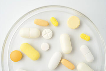 vitamin supplements capsules pill, softgel, fish oil, omega 3, vitamin E