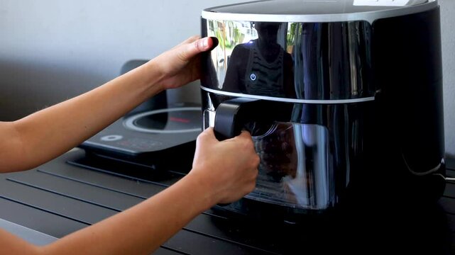 Using an Air Fryer in a Modern Kitchen