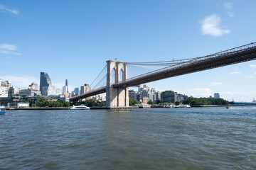 Obraz premium cenic Bridges Between Manhattan and Brooklyn at Sunrise