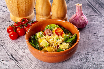 Bilgur tabuleh salad with vegetables