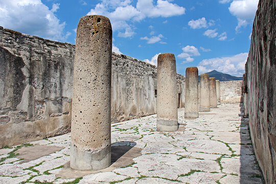 Mitla, Oaxaca, Sal&oacute;n de las Columnas, zona arqueolog&iacute;a, prehisp&aacute;nico, Cultura Zapoteca